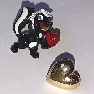 2 Too cute Valentine's skunk with heart and simple goldtone heart pins